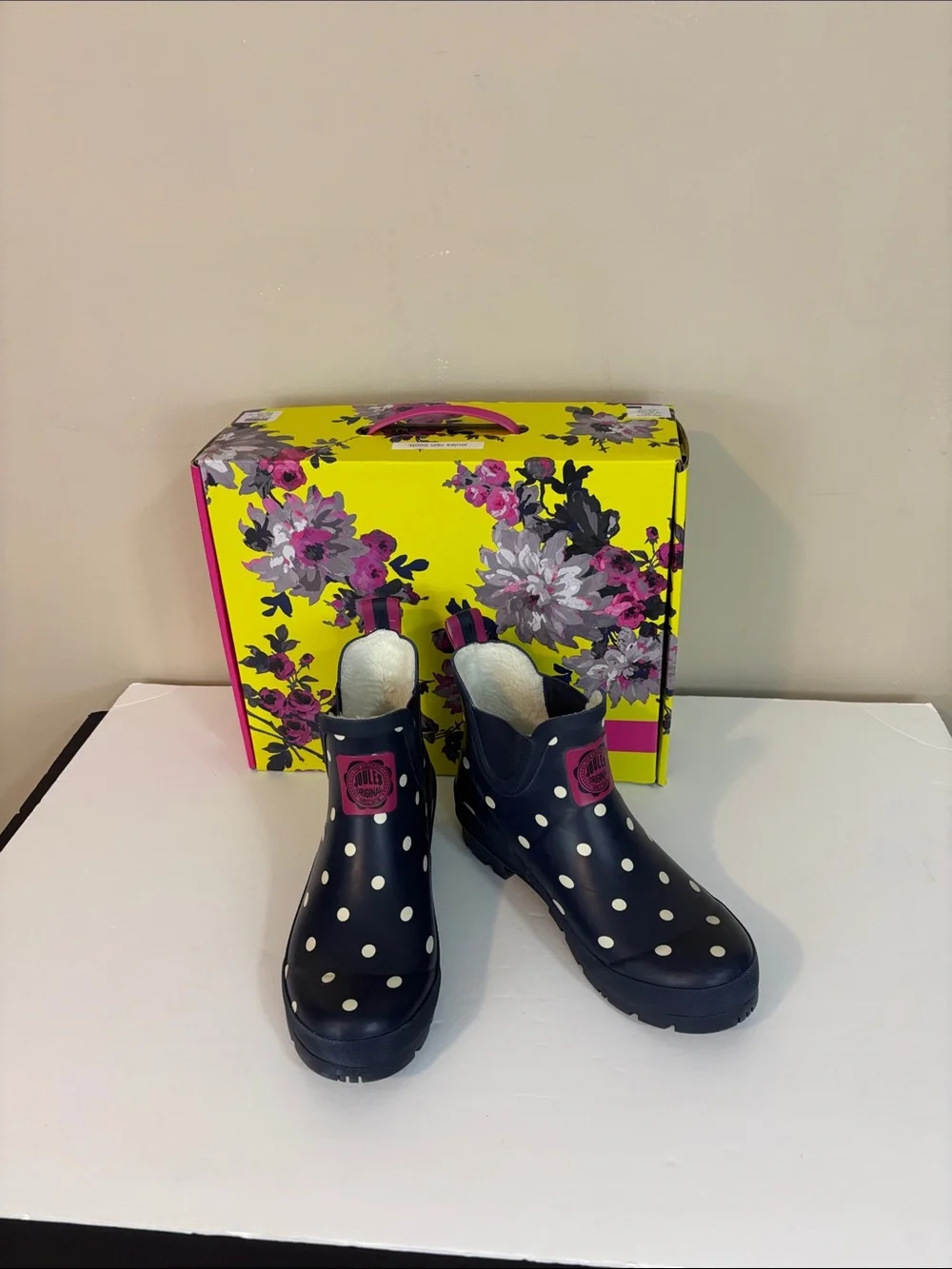 Joules Right as Rain  Polkadot  Wellibob Rain Boots Size 8